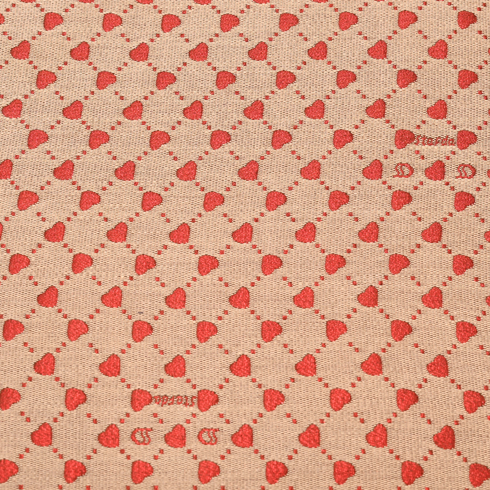 F046 (1)